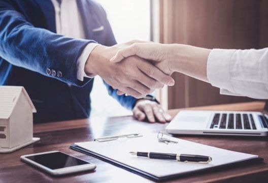 tłumaczenia biznesowe, biuro tłumaczeń, tłumacz przysięgły