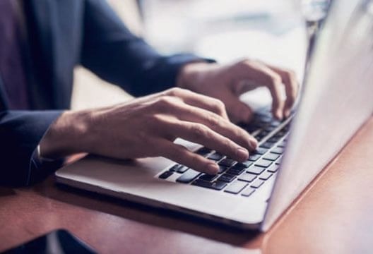 бюро перекладів Присяжний перекладач переклад документів Письмовий переклад Перекладач український перекладач Український польський перекладач Присяжний перекладач Юридичний переклад Переклад веб сторінок Медичний переклад Технічний переклад Легалізація документів Комп ютерна верстка