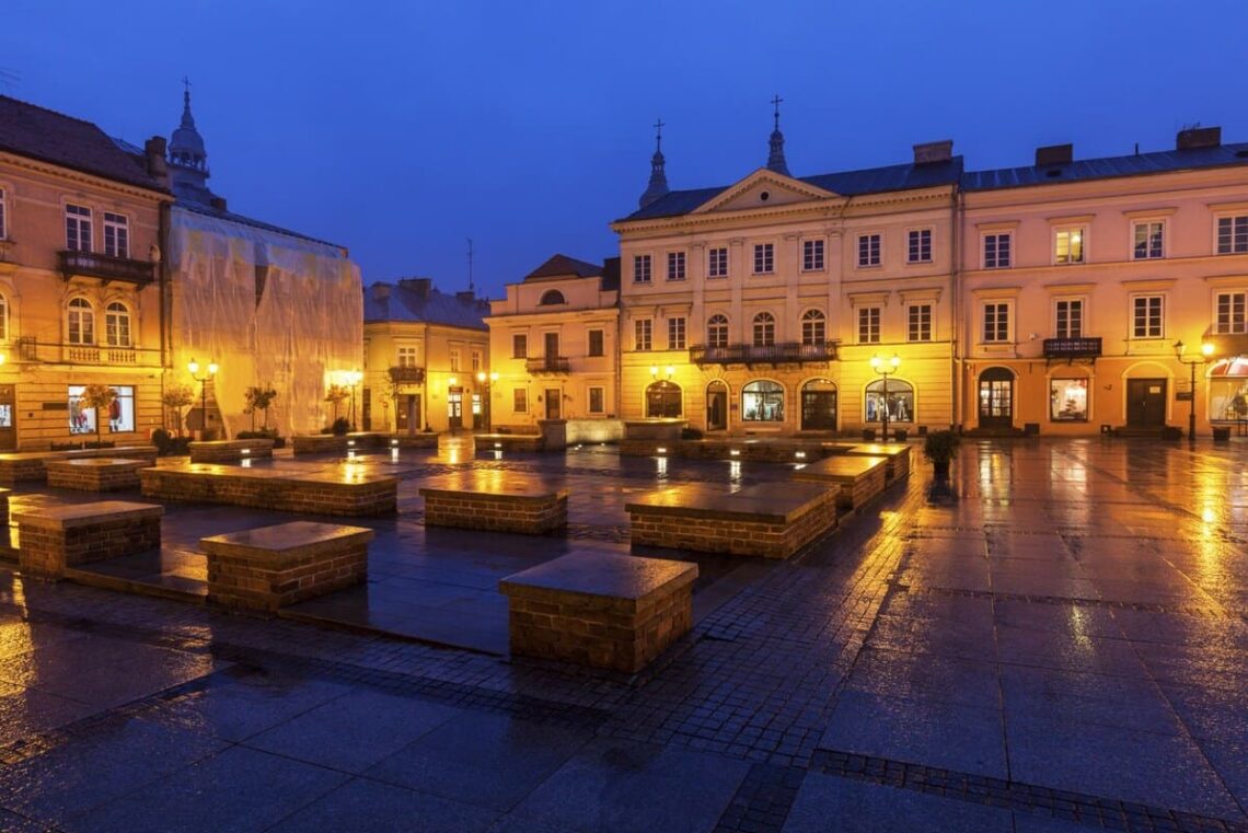 Biuro tłumaczeń Piotrków Trybunalskich, biegły tłumacz Piotrków Trybunalskich, tłumacz przysięgły Piotrków Trybunalskich, tłumaczenia przysięgłe Piotrków Trybunalskich, tłumacz przysięgły ukraiński Piotrków Trybunalskich, tłumaczenia dokumentów Piotrków Trybunalskich