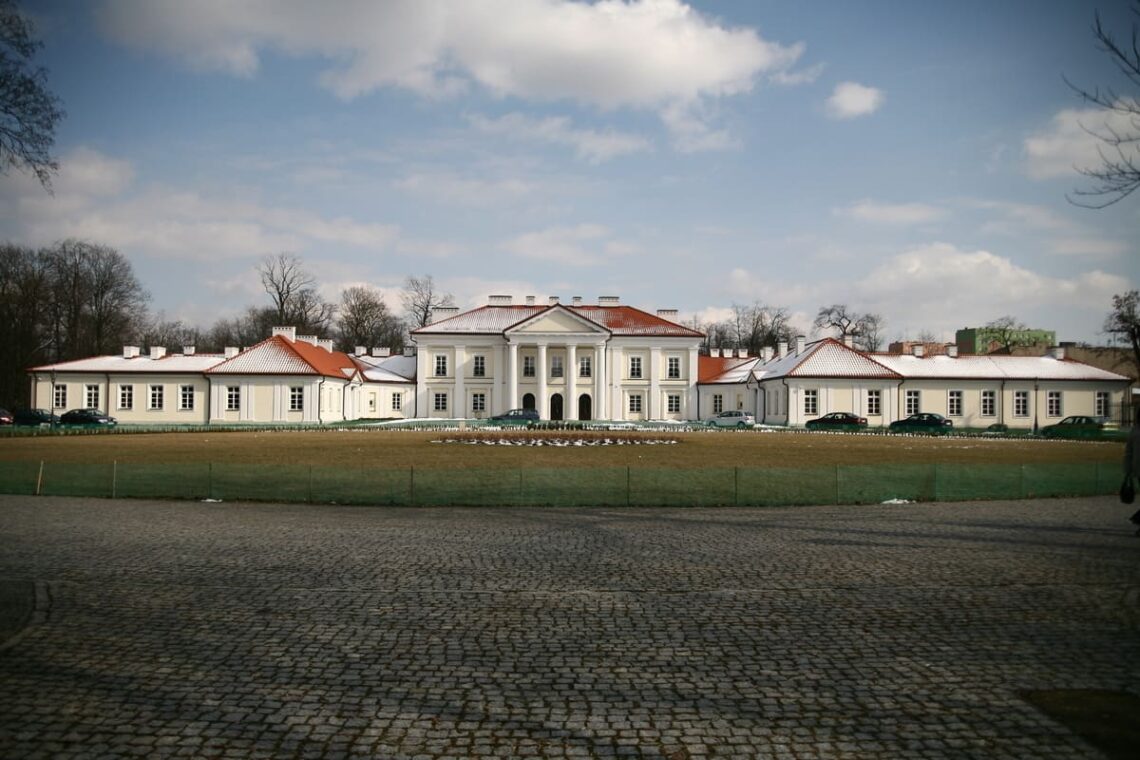 Biuro tłumaczeń Siedlce, tłumacz przysięgły Siedlce, tłumaczenia przysięgłe Siedlce, tłumacz przysięgły języka niemieckiego Siedlce, tłumacz przysięgły Siedlce angielski, tłumaczenia Siedlce