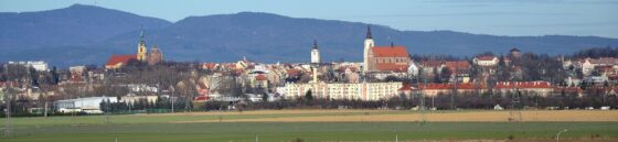 Panorama miasta Dzierżoniów, gdzie znajduje się Biuro Tłumaczeń Dzierżoniów.