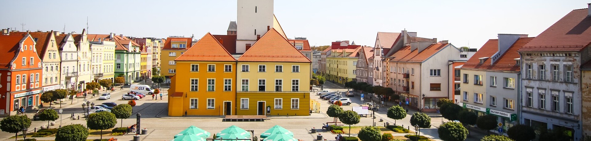 Rynek w Namysłowie, gdzie znajduje się Biuro Tłumaczeń Namysłów.